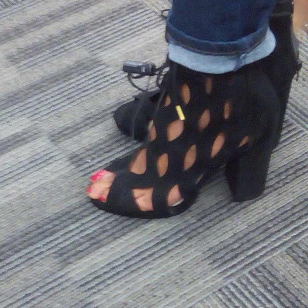 Blacke Cut Out Lace Up Bootie 8 & 8.5M